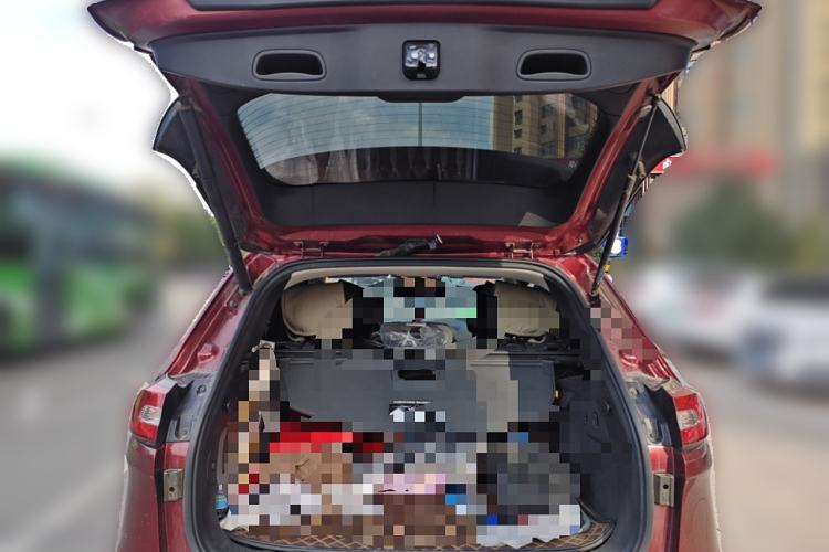 Used Jeep Cherokee 2016 2.4L All-in-One Edition Trunk