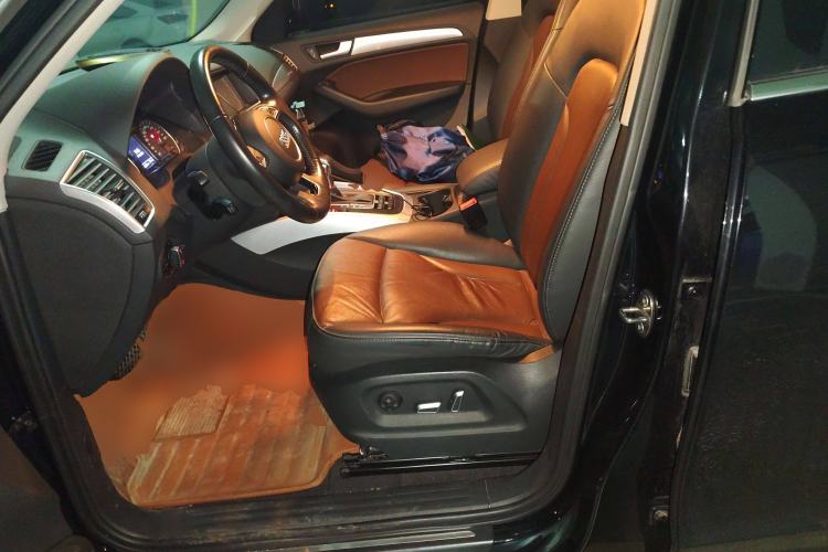 Used Audi Q5 2016 40 TFSI Technology Edition Left Front Seat