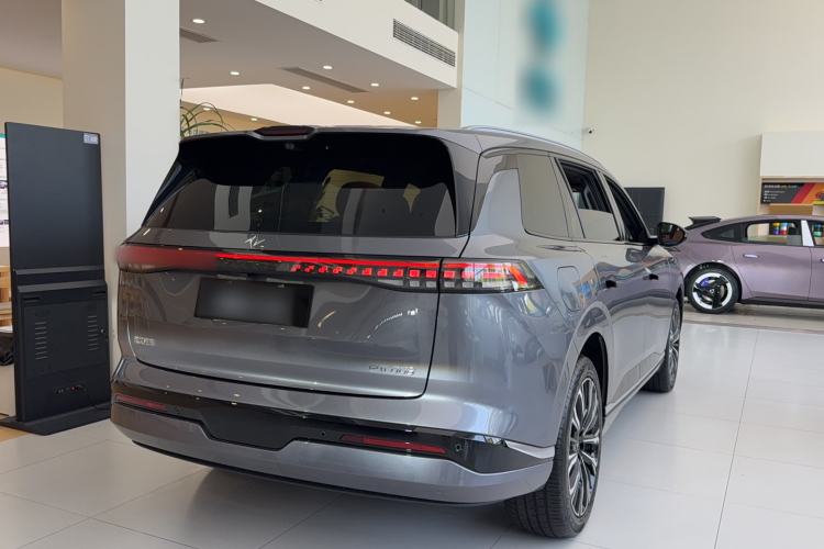 Used Dongfeng eπ eπ008 2026 Model Six-Seat Pure-Electric Family Delight Edition Exterior 4