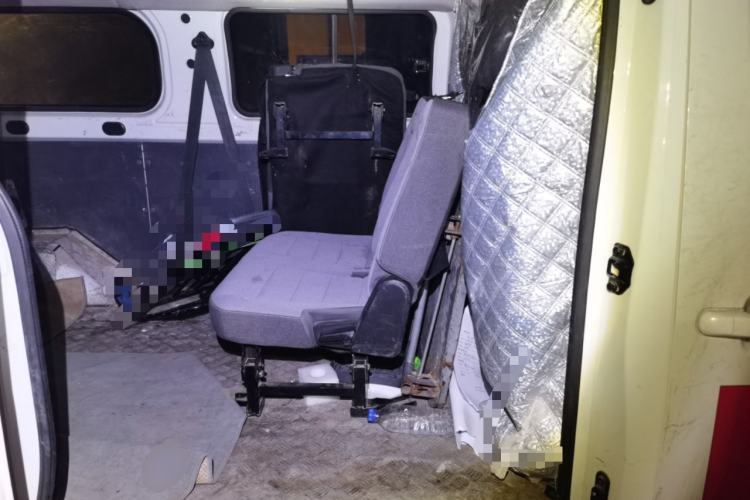 Used Wuling Yangguang 2024 300km Comfort-Grade Passenger Van 60kW
