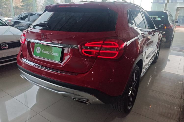 Used Mercedes-Benz GLA 2015 GLA 220 4MATIC Fashion Model