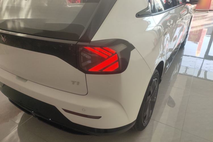 Used ARCFOX T1 2025 Model 425 PRO