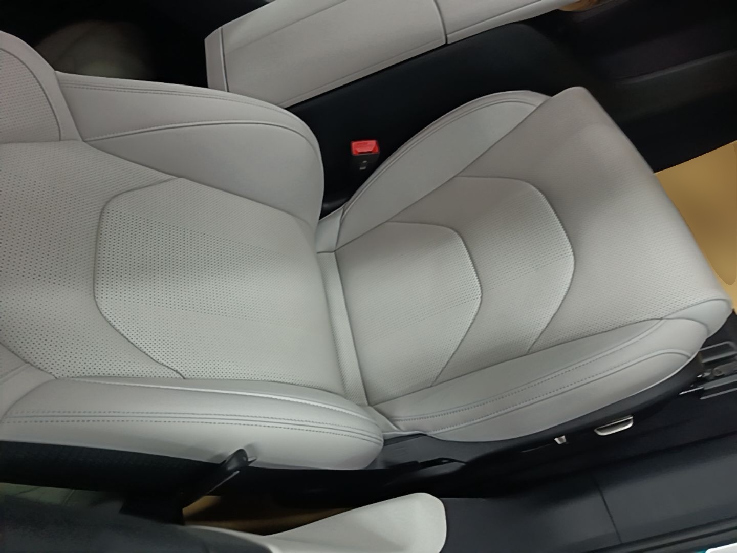 Xiaomi Auto SU7 2024 Four-Wheel Drive Ultra-Long Range Advanced Intelligent Driving Max Edition — снимка 19
