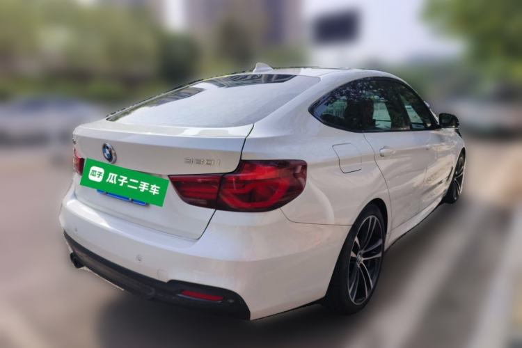 Used BMW 3 Series GT 2020 330i M Sport Night Edition Rear Right 45 Deg