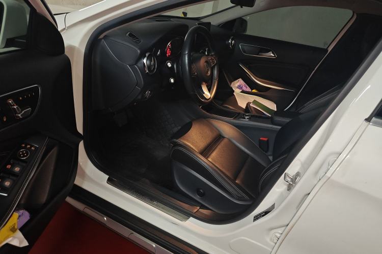 Used Mercedes-Benz GLA 2018 GLA 200 Fashion Model
