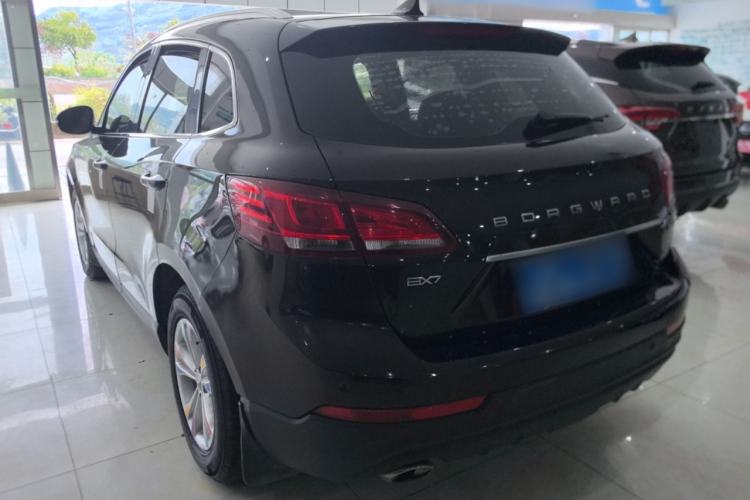 Used BORGWARD BX7 2016 28T 2WD Elite Edition 5-seater
