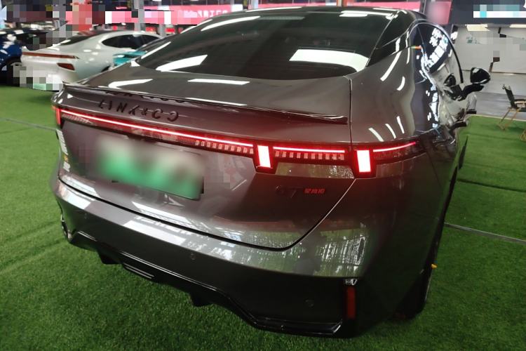 Used Lynk & Co 07 2024 EM-P 126 Long-Range Halo
