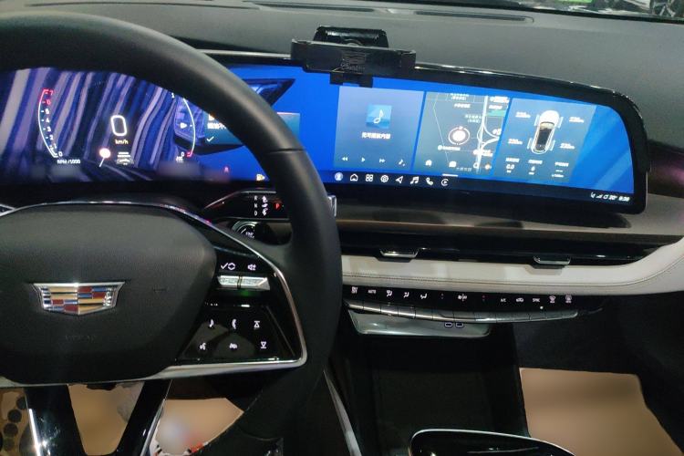 Used Cadillac GT4 2023 25T Prestige Version