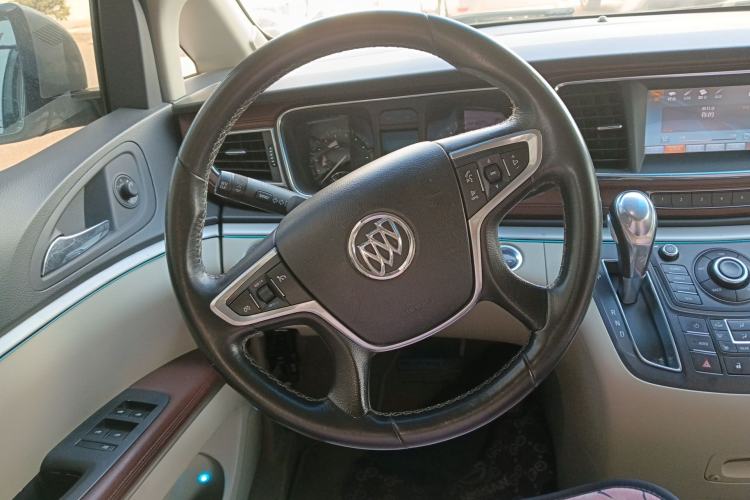 Used Buick GL8 2014 3.0L GT Luxury Business Haoya Edition
