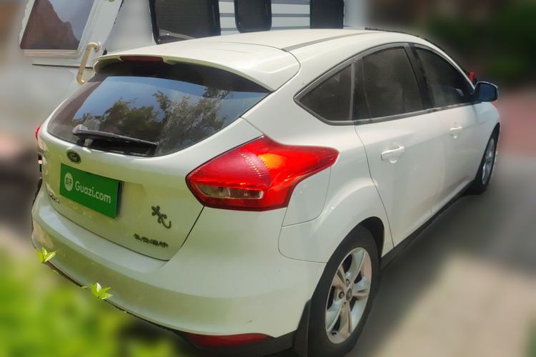 Used Ford Focus 2017 Hatchback 1.6L Automatic Comfort Plus SmartDrive Edition
