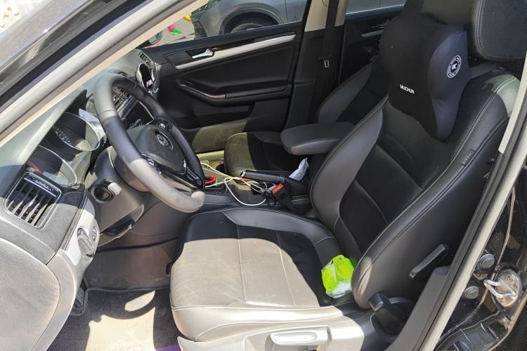 Used Volkswagen Sagitar 2018 1.6L Automatic Comfort Model Left Front Seat