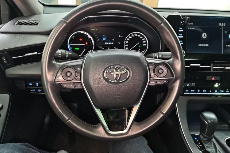 Used Toyota Avalon 2019 Dual-Engine 2.5L XLE Prestige Version China VI Standard
