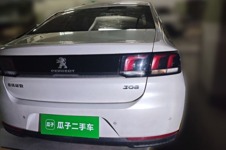 Used Peugeot 308 2016 1.6L Automatic Luxury Edition
