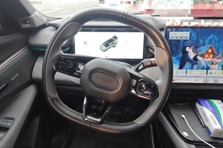 Used Lynk & Co 08 EM-P 2023 120km Long-Range Halo

