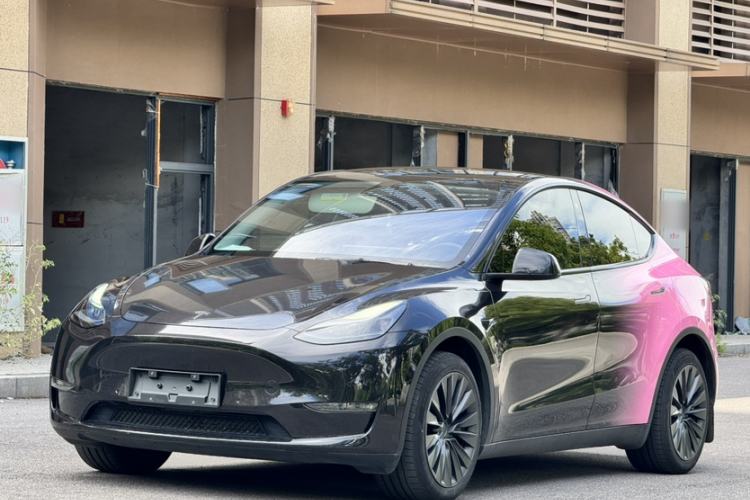 Used Tesla Model Y 2023 Long-Range All-Wheel-Drive Version