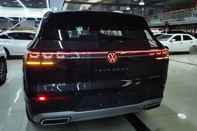 Used Volkswagen Tavendor 2023 330TSI Luxury Touring Edition Rear