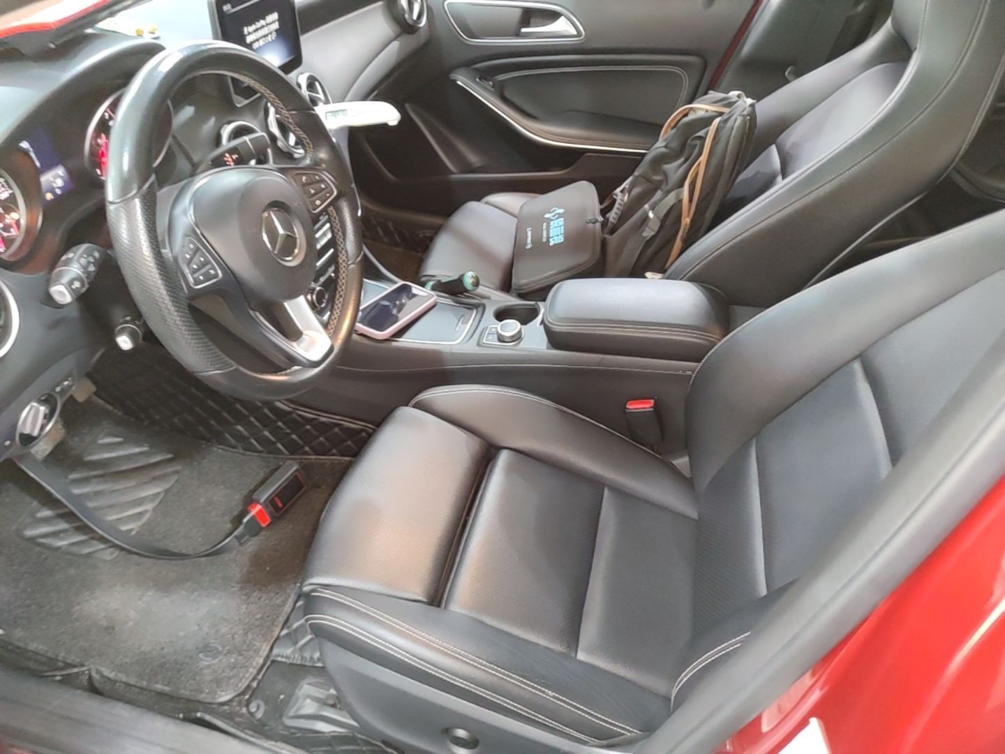 Interior delantero
