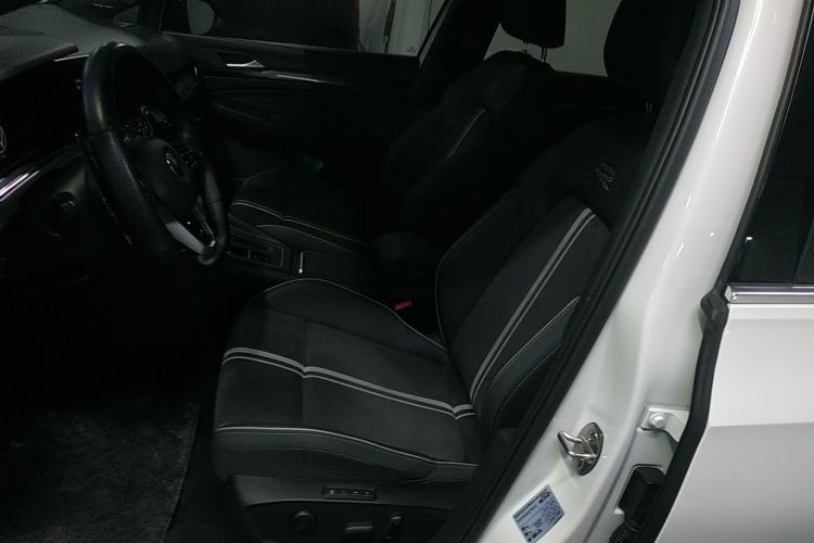 Used Volkswagen Golf 2021 280TSI DSG R-Line Left Front Seat