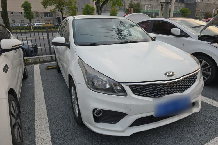 Used Kia K2 2017 Sedan 1.4L Automatic GLS Front Right 45 Deg