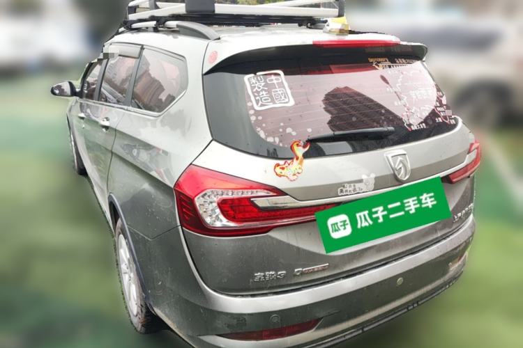 Used Baojun 310W 2017 1.5L Manual Fashion Model China V