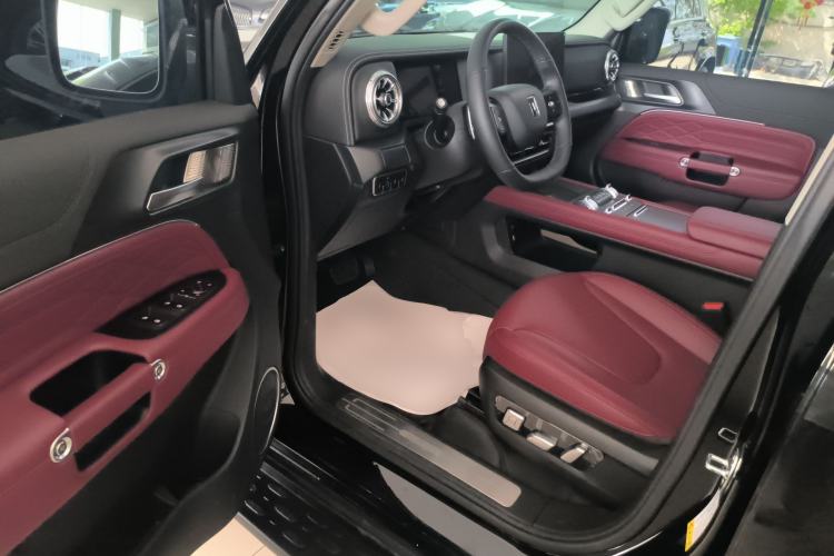 Used Tank 300 2025 2.4T Diesel Version Driver Seat