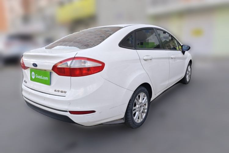 Used Ford Fiesta 2013 Sedan 1.5L Automatic Fashion Edition
