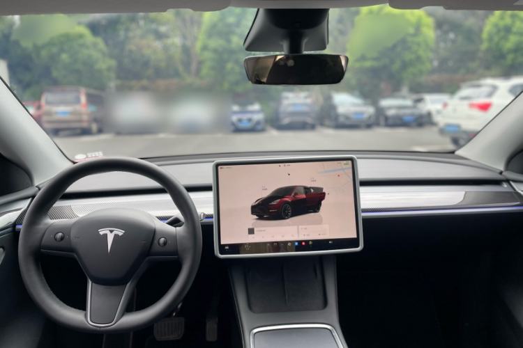 Used Tesla Model Y 2023 Long-Range All-Wheel-Drive Version
