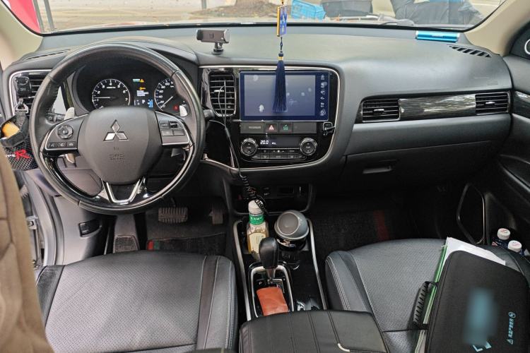 Used Mitsubishi Outlander 2018 2.4L 4x4 Elite Edition 5 Seats
