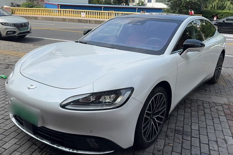 Used Yuanhang Y6 2023 620 km All-Wheel Drive Premium Edition