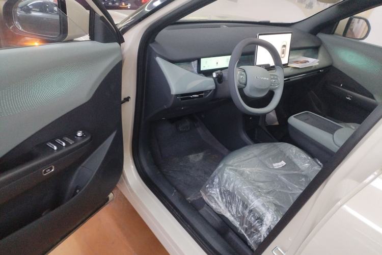 Used Dongfeng NAMMI 06 2025 401 Ultra
