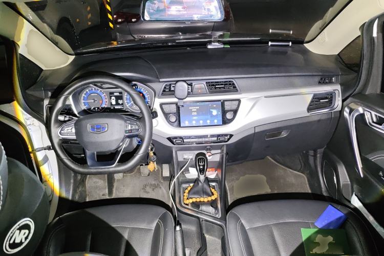 Used Geely Auto Vision X3 2019 Upgraded Model 1.5L Manual Elite Version