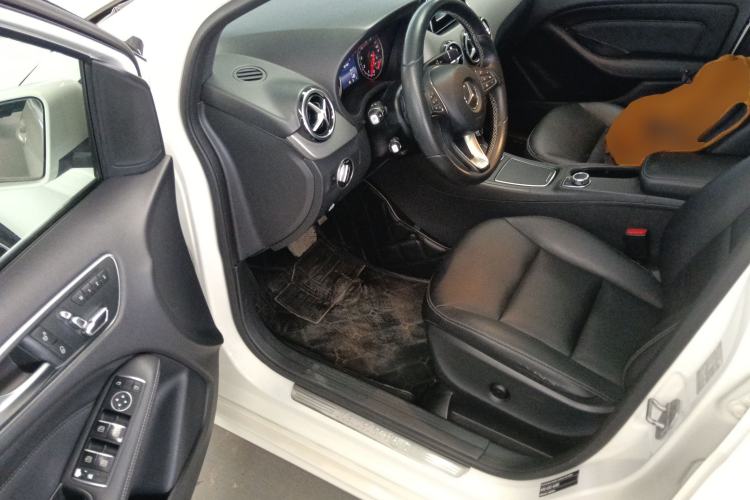 Used Mercedes-Benz B-Class 2015 B 200 Fashion Model Driver Seat