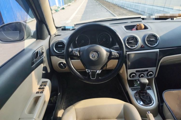 Used Volkswagen Lavida 2011 1.6L Automatic Premium Edition
