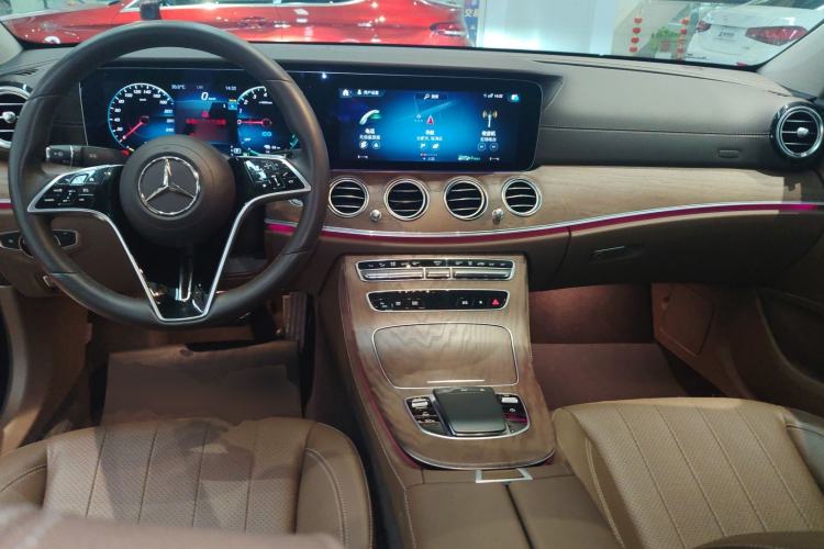 Used Mercedes-Benz E-Class New Energy 2023 E 350 e L Plug-in Hybrid Sedan
