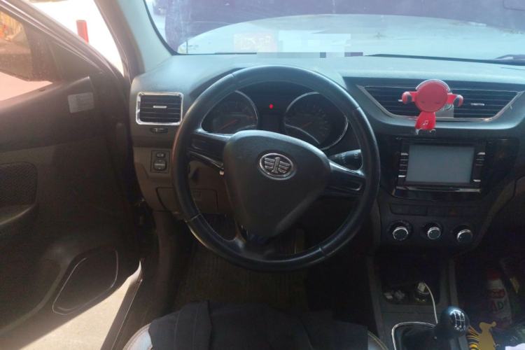 Used FAW Senya S80 2014 1.5L Manual 5-Seater Classic Edition
