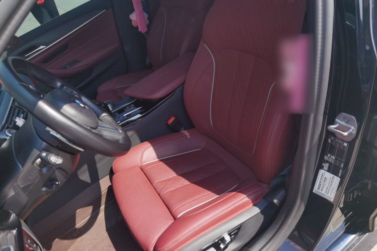 Used BMW 5 Series 2022 Revised Version 3 530Li Luxury Edition M Sport Package Left Front Seat