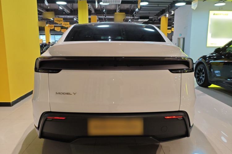 Used Tesla Model Y 2025 Rear-Wheel-Drive Version Rear