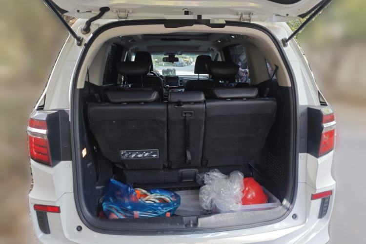 Used Honda Elysion 2016 2.4L Supreme Edition Trunk