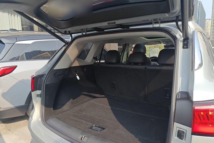 Used Roewe RX5 MAX 2019 300TGI Automatic Smart Cabin Luxury Edition