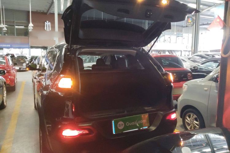 Used Jeep Cherokee 2016 2.4L Leading Edition