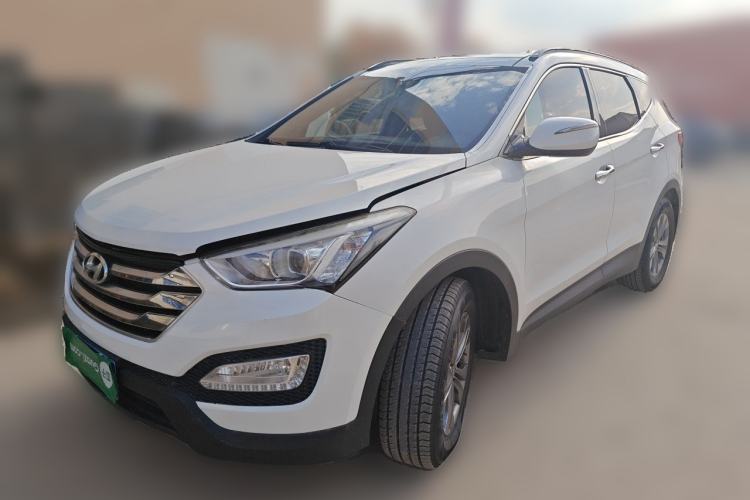 Used Hyundai Santa Fe 2015 2.0T Automatic Two-Wheel Drive Smart Version 5 Seats