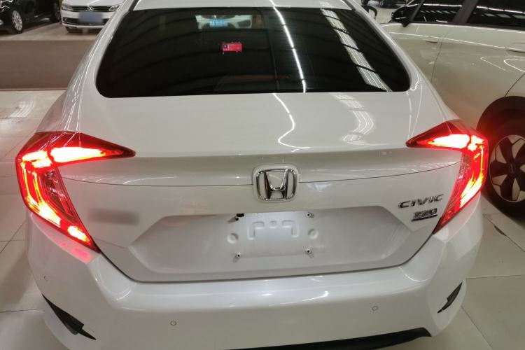 Used Honda Civic 2019 220TURBO CVT Dynamic Edition China VI Exterior 4
