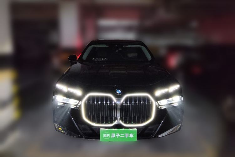 Used BMW 7 Series 2023 735Li M Sport Package Front