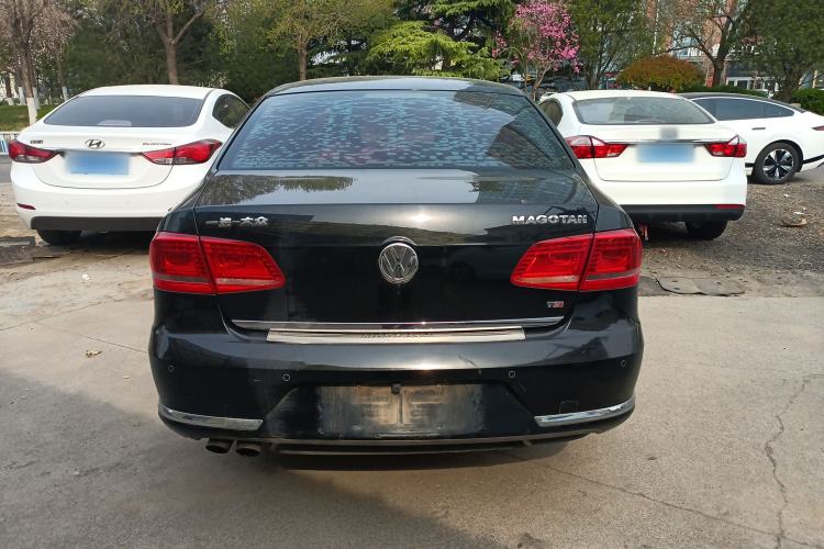 Used Volkswagen Magotan 2015 Facelift 1.8TSI Luxury Model Rear