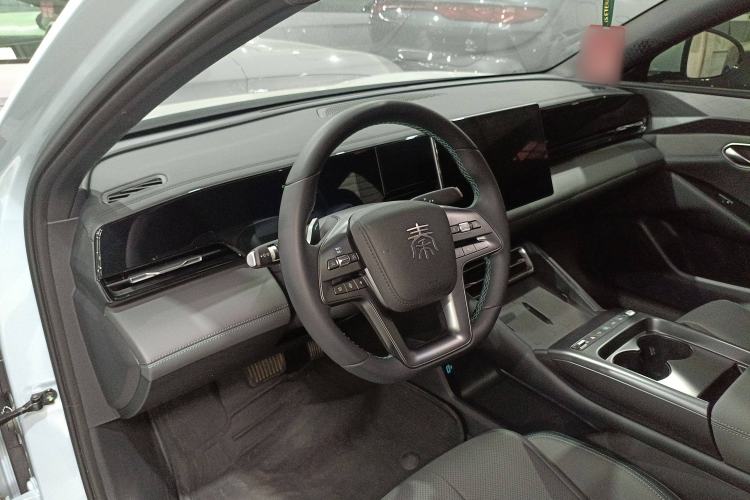 Used BYD Qin L 2025 EV 545KM Beyond Version
