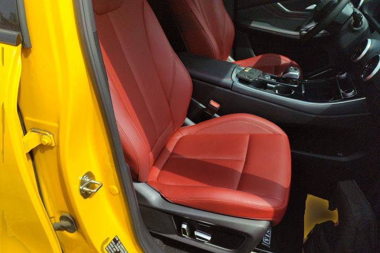 Used FORTHING T5 EVO 2021 1.5TD DCT Starry Edition Right Front Seat