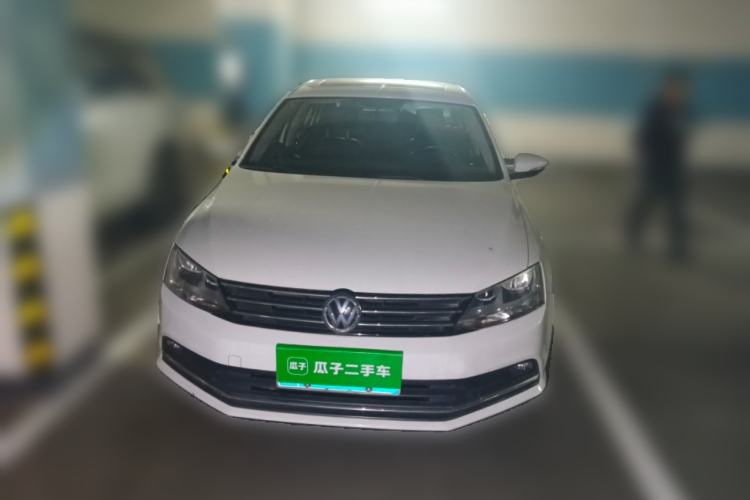 Used Volkswagen Sagitar 2015 1.6L Automatic Comfort Model Front