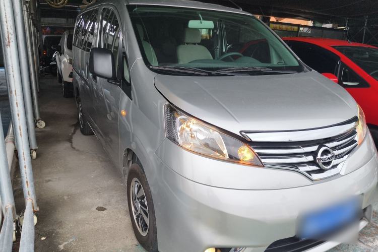 Used Nissan NV200 2016 Revised Version 1.6L CVT Luxury Edition

