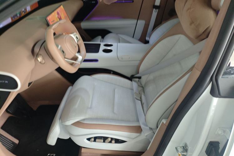 Used Avatr 07 2024 Max Extended-Range Edition Left Front Seat