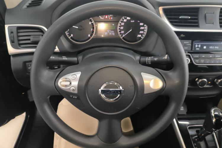 Used Nissan Sylphy 2016 1.6 XL CVT Luxury Edition Steering Wheel